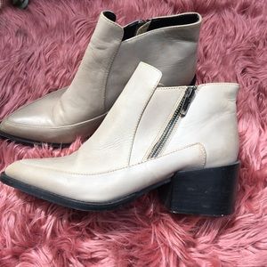 Pointy toe ankle boots
